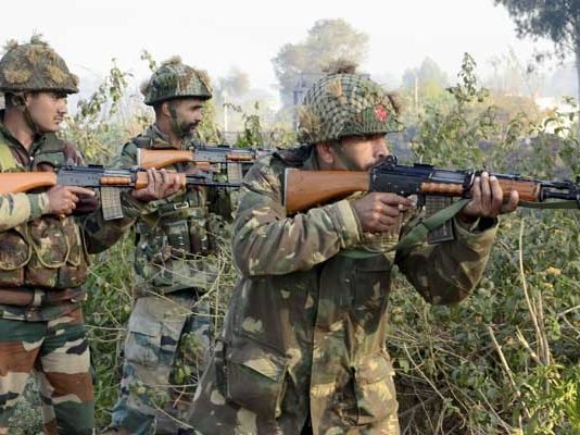 J-K: सोपोर में सुरक्षाबलों ने मुठभेड़ में किए दो आतंकी ढेर पाकिस्तानी तस्कर