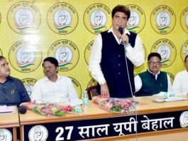 यात्रा बैठक में राजबब्बर ने कहा आरक्षण भीख नहीं दलितों का अधिकार raj babbar in lucknow