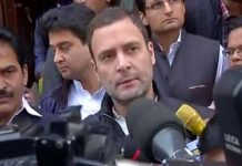अमीरों के फायदे के लिए मोदी चाहते है गरीबों का पैसा बैंक में फंसा रहे: राहुल rahul gandhi