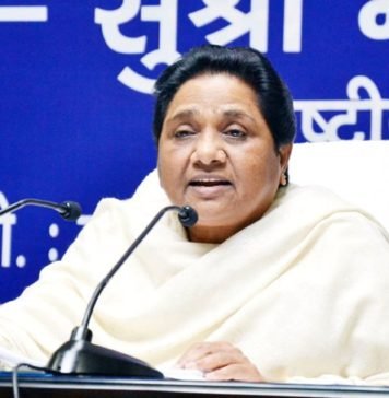 मायावती ने बीजेपी सांसद से कहा, “तुरंत दिलवाएं मान्यवर कांशीराम को भारत रत्न, नहीं तो बंद करें दलितों को गुमराह करना” बसपा सुप्रीमा मायावती