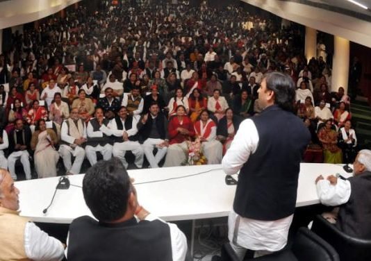 akhilesh yadav