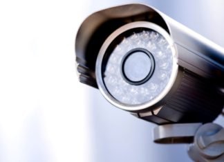 गोमतीनगर में सिंचाई विभाग के JE समेत दो फ्लैटों में भीषण चोरी, CCTV में कैद हुए बदमाश je k ghar chori