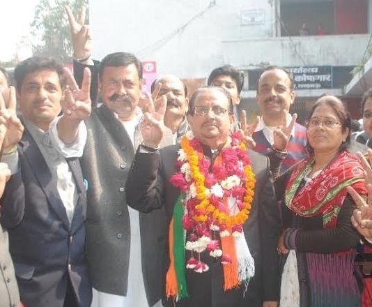 ये कैसा गठबंधन, रविदास के बाद मारूफ ने भी भरा मध्य से पर्चा maroof khan