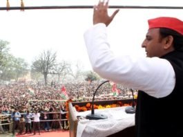 अखिलेश बोले, ‘पत्थरवाली सरकार से बचके रहना, इस बार पूरा खजाना लुटा देगी’ akhilesh yadav