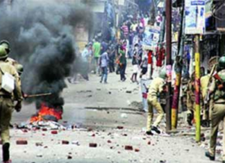 दंगे की प्रतीकात्मक फोटो।
