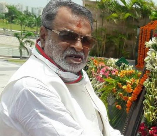अखिलेश ने शारदा प्रताप को मंत्रिमंडल से किया बाहर, जाने क्यों sharda pratap shukla