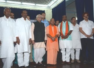 फतेह बहादुर ने संस्कृत में ली प्रोटेम स्पीकर की शपथ प्रोटेम स्पीकर फतेह बहादुर