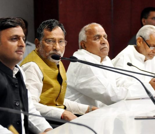 विधानमंडल दल के नेता बने अखिलेश, कहा झूठों वादों से बनी है भाजपा सरकार अखिलेश यादव