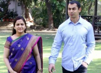 योगी से मिलने पति प्रतीक के साथ पहुंची अपर्णा अपर्णा यादव