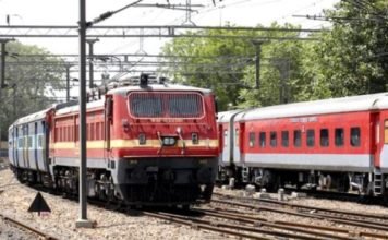 त्योहारों के सीजन में यात्रियों को मिलेगी राहत, पूर्वोत्तर रेलवे चलाएगा 158 स्पेशल ट्रेनें ट्रेन