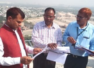 …जब योगी के मंत्री भ्रष्टाचार परखने के लिए JPNIC में सीढि़यों से चढ़ गए 18 मंजिल जेपीएनआईसी