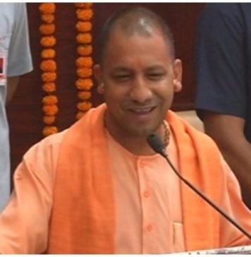 चर्चित KGMU के डाक्टरों को योगी की नसीहत, मरीजों से करें अच्छा व्यवहार KGMU