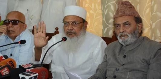 पर्सनल लॉ बोर्ड ने कहा गलत वजह से तीन तलाक देने वालों का होगा सामाजिक बहिष्कार तीन तलाक