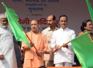 योगी ने UP को दिया 27 AC बसों का तोहफा, भीषण गर्मी में अब अरामदायक होगा सफर 27 AC बसें