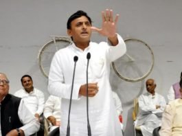 अखिलेश यादव
