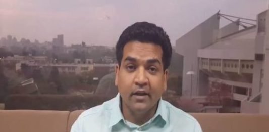 केजरीवाल को कॉलर पकड़कर ले जाऊंगा तिहाड़ जेल: कपिल मिश्रा कपिल मिश्रा