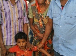 शर्मनाक: विकलांग भिखारी की लाश के बदले KGMU की मॉच्युरी में मांगे पांच सौ रुपए, परिजनों ने किया हंगामा KGMU की मॉच्युरी