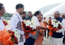 चुनाव अभियान की शुरूआत करने लखनऊ पहुंचे रामनाथ कोविंद कोविंद
