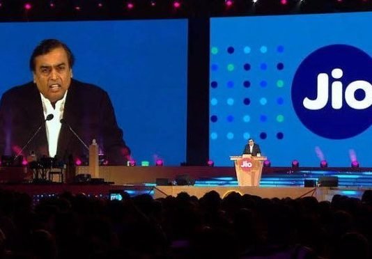 जियो यूजर्स को मिलेगा फ्री फोन, 24 अगस्त से शुरू होगी बुकिंग स्मार्टफोन