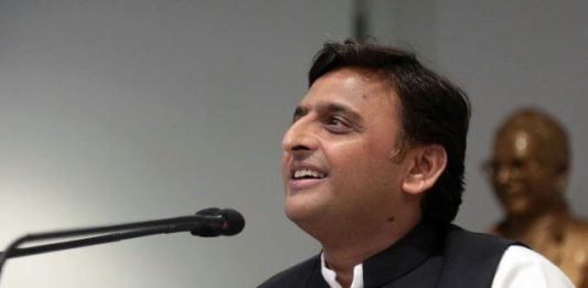 प्रमुख सचिव के घूस प्रकरण