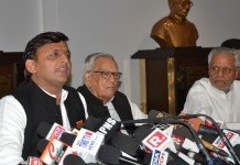 ‘श्वेत पत्र’ पर अखिलेश का पलटवार, काम नहीं अफीमी मुद्दा उठाकर BJP करेगी जीत की कोशिश श्वेतपत्र