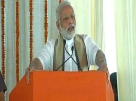 बनारस में बोले मोदी हम परिजयोजनाओं का शिलान्यास और उद्घाटन दोनों करते है काशी में मोदी