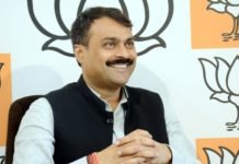 जनहित कामों के दम पर 2019 में नरेंद्र मोदी को फिर बनाएंगे प्रधानमंत्री: मनीष शुक्ला अखिलेश का अहंकार