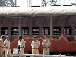 गुजरात हाईकोर्ट ने गोधरा कांड के 11 दोषियों की फांसी की सजा उम्र कैद में बदला गोधरा कांड