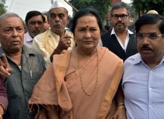 कटा कुसुम का टिकट, कांग्रेस से मेयर प्रत्याशी के रूप में प्रेमा ने किया नामांकन प्रेमा अवस्थी