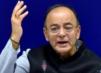 मूडीज ने 13 साल बाद सुधारी भारत की रैंकिंग, वित्त मंत्री ने कहा हमारे काम पर लगी मुहर मूडीज रैंक