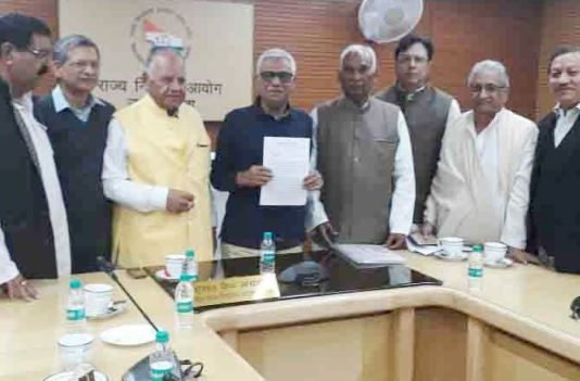 निकाय चुनाव में गड़बड़ी का आरोप लगा अब कांग्रेस ने की निर्वाचन आयुक्त से जांच की मांग कांग्रेस का प्रतिनिधिमंडल