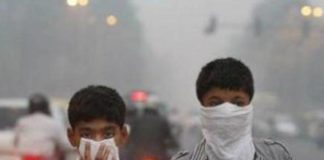जहरीली धुंध से घिरा दिल्‍ली