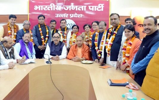 महापौरों से मुलाकात