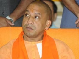 CM योगी का निर्देश आगरा, मेरठ व कानपुर में कराया जाए सख्ती से लॉकडाउन का पालन फिरोजाबाद डेंगू