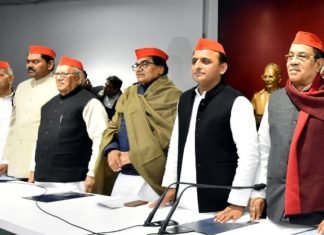 आगामी लोकसभा चुनाव के लिए अखिलेश ने बुलाई बैठक, जाने किन मुद्दों पर बनी रणनीति अखिलेश ने बुलाई बैठक