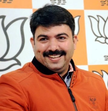 चटाई की जगह होगा फर्निचर