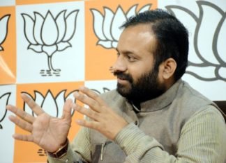 अल्पसंख्यकों को आधुनिक शिक्षा