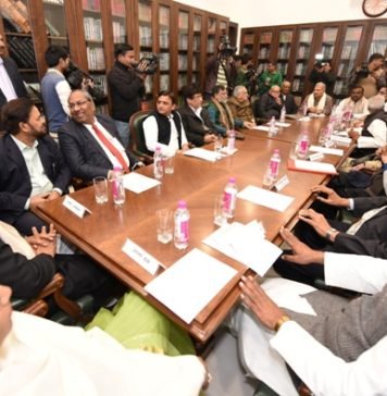 ईवीएम के खिलाफ बैठक