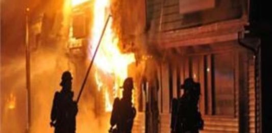 हिंसा जारी