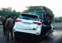 लखनऊ आ रहे BJP विधायक समेत पांच की सड़क हादसे में मौत, देखें वीडियो विधायक लोकेंद्र सिंह की मौत