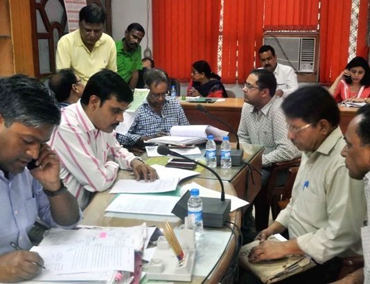 फिर फ्लॉप हुआ एलडीए का प्राधिकरण दिवस, 54 फरियादियों में एक को भी राहत नहीं दे पाएं अफसर प्राधिकरण दिवस