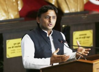 परिवारवाद के आरोप पर अखिलेश ने योगी से पूछा एलिवेटेड रोड में कौन सी है यादव लेन श्रम अधिनियमों