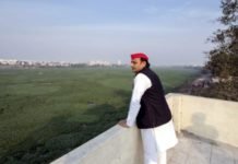 नदियों को नालों में बदल रही भाजपा सरकार, आचमन के लायक भी नहीं रहा पानी: अखिलेश नदियों को नालों में बदल रही