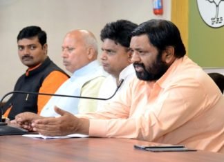 कौशल किशोर ने पूछा, मायावती को दलितों की चिंता तो सपा से क्यों मिला रही हाथ कौशल किशोर