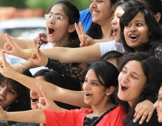 यूपी बोर्ड ने जारी किया 10वीं व 12वीं के नतीजे, इन्होंने किया टॉप, ऐसे देखें रिजल्ट यूपी बोर्ड
