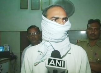उन्नाव गैंगरेप: किशोरी के चाचा ने कहा, कुलदीप सेंगर के गुंडें दे रहें धमकी, दो ग्रामीण लापता कुलदीप सेंगर के गुंडें