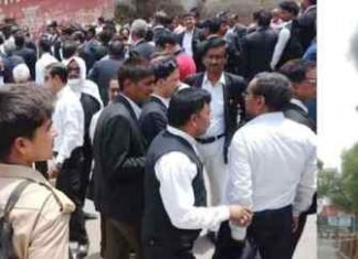 इलाहाबाद: वकील की दिनदहाड़े गोली मारकर हत्या, साथियों ने फूंकी बस, घटनास्थल के पास से गुजरे थे DGP वकील की हत्या
