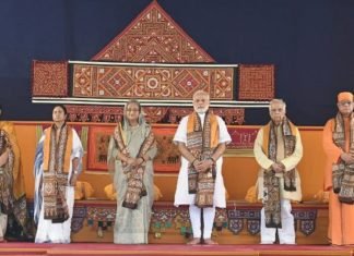 PM मोदी ने हसीना के साथ लिया विवि के दीक्षांत में हिस्सा, बांग्लादेश भवन का किया उद्घाटन बांग्लादेश भवन का उद्घाटन