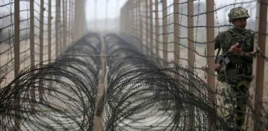 J-K: पांच सेक्टरों में पाक की गोलीबारी, चार नागरिकों की मौत, छह घायल, बंद कराए गए स्कूल पाक की गोलाबारी