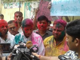 कैराना-नूरपुर की जीत पर सपा-आरएलडी ने मनाया जश्न, देखें तस्वीरें सपा-आरएलडी